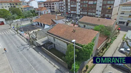 Concurso para reabilitar casas dos magistrados de Ourém só avança em 2027