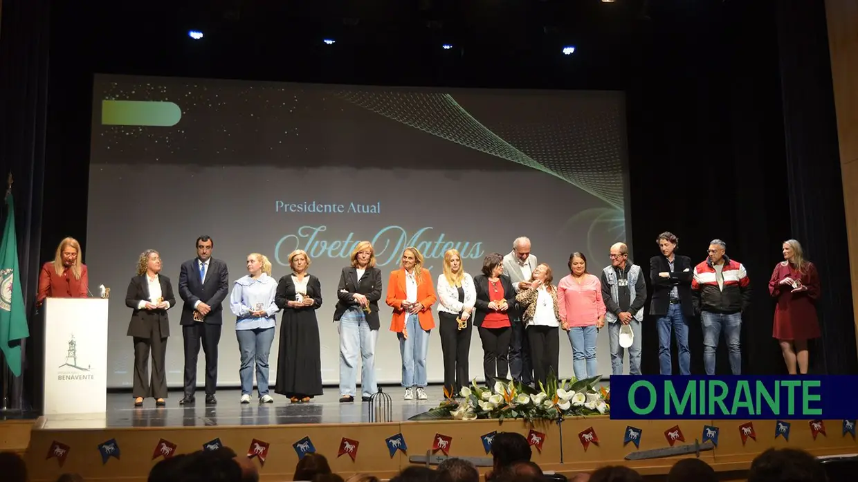 Benavente celebrou 826 anos de Foral com homenagem aos autarcas da freguesia