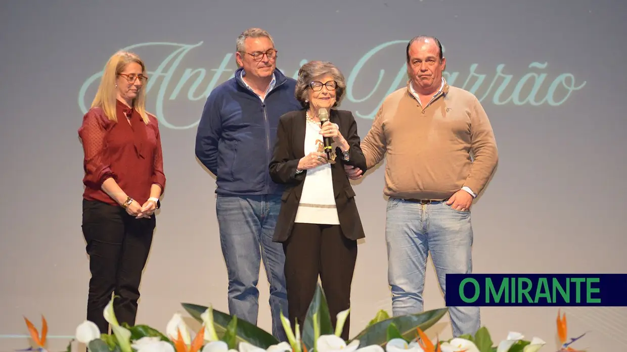 Benavente celebrou 826 anos de Foral com homenagem aos autarcas da freguesia