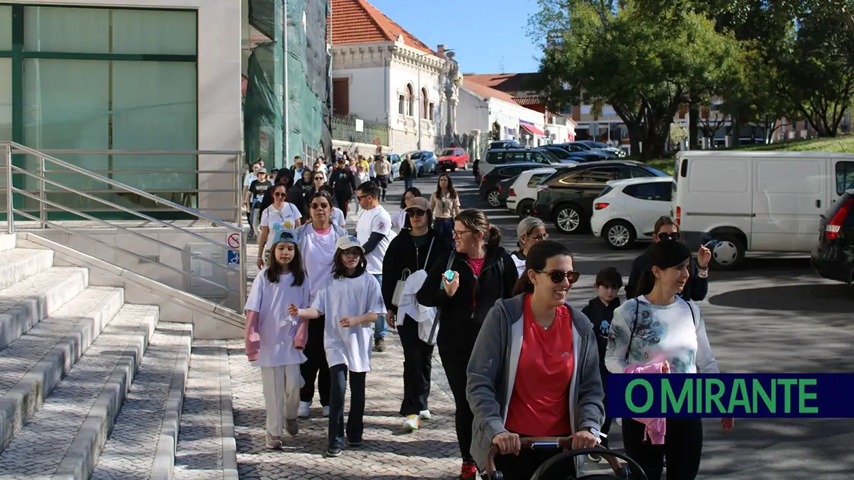 Caminhada Solidária no Cartaxo junta 700 inscritos pela inclusão