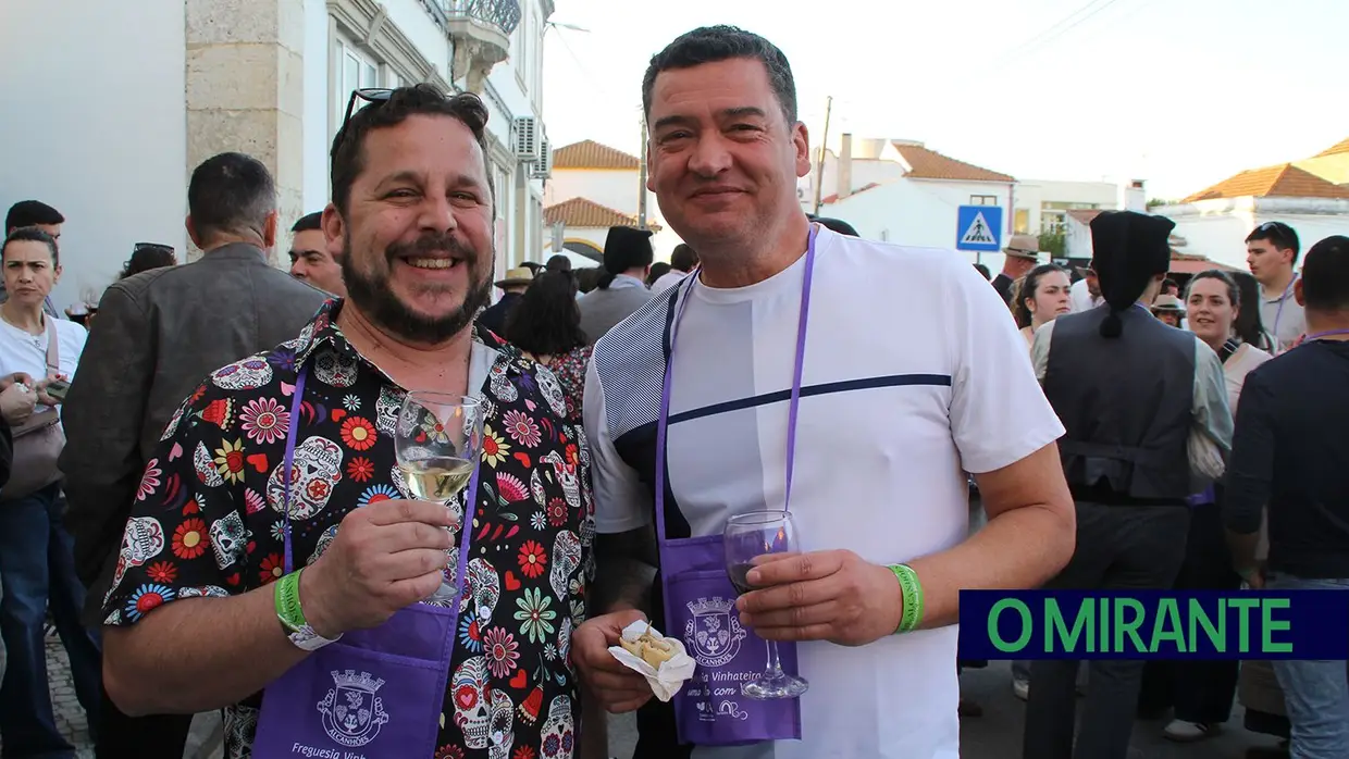 Rota das Adegas voltou a encher Alcanhões de cor, tradição e bom vinho