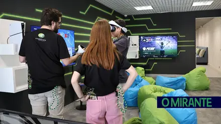 Azambuja inaugura espaço dedicado aos jovens