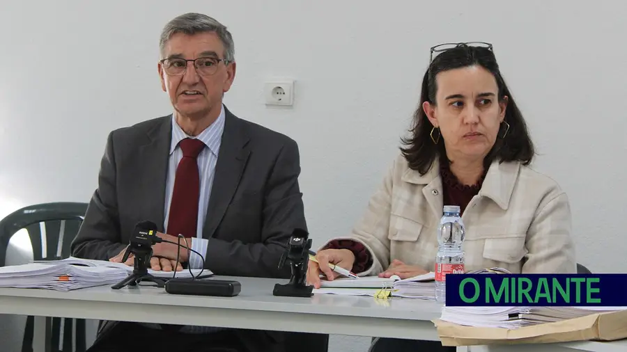 Falha na entrega de flores no Dia da Mulher leva presidente de Mação a pedir desculpa