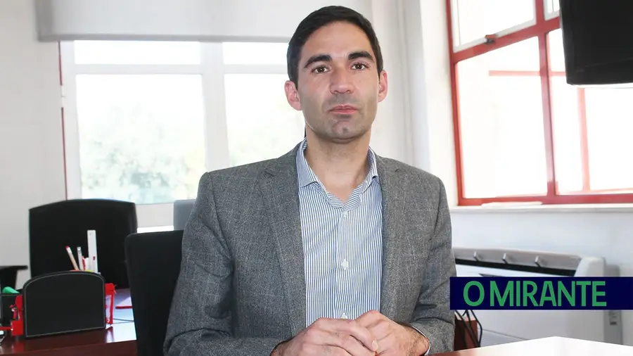 Constância com ultimato ao empreiteiro da Loja do Cidadão e avança com multas por atrasos