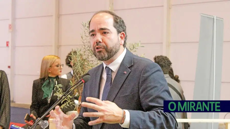 João Leite alerta: municípios sem capacidade para concluir todos os projectos do PRR