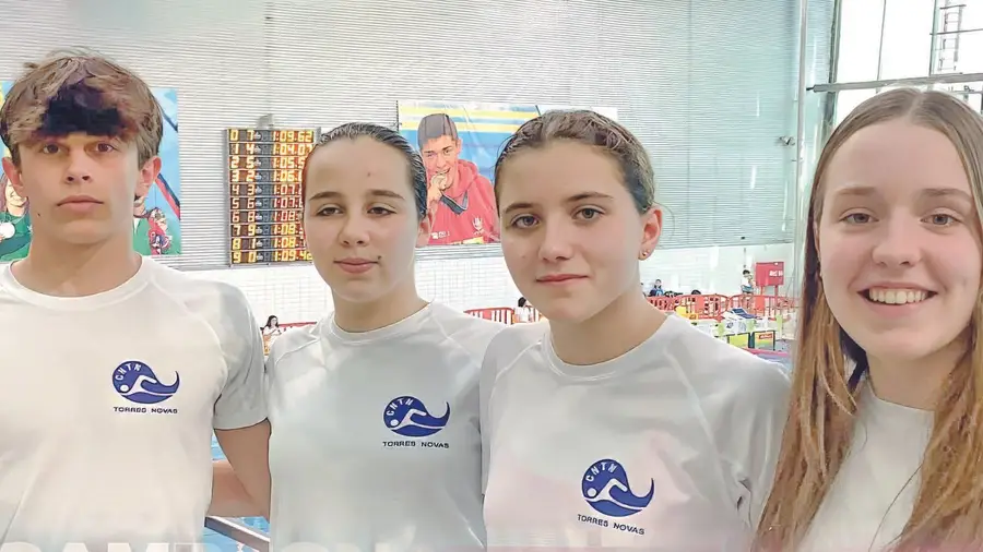 Clube de Natação de Torres Novas conquista título nacional e seis pódios