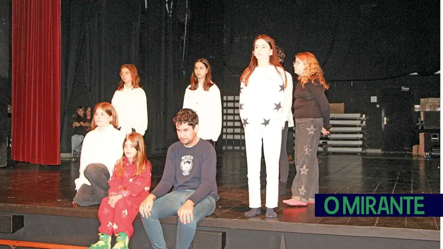 Tomar Conta do Palco é uma escola de teatro para as novas gerações