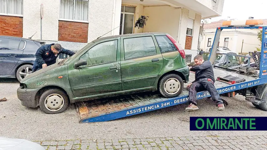 Entroncamento declara guerra aos carros abandonados