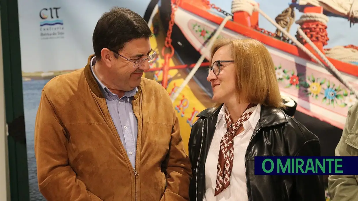 Trajes do Mundo dão força ao sonho do Museu do Traje em Almeirim