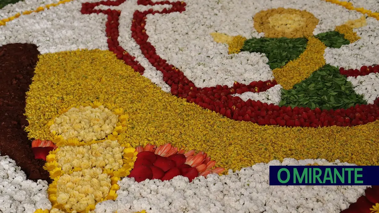 Igrejas e capelas do Sardoal decoradas para celebrar Semana Santa