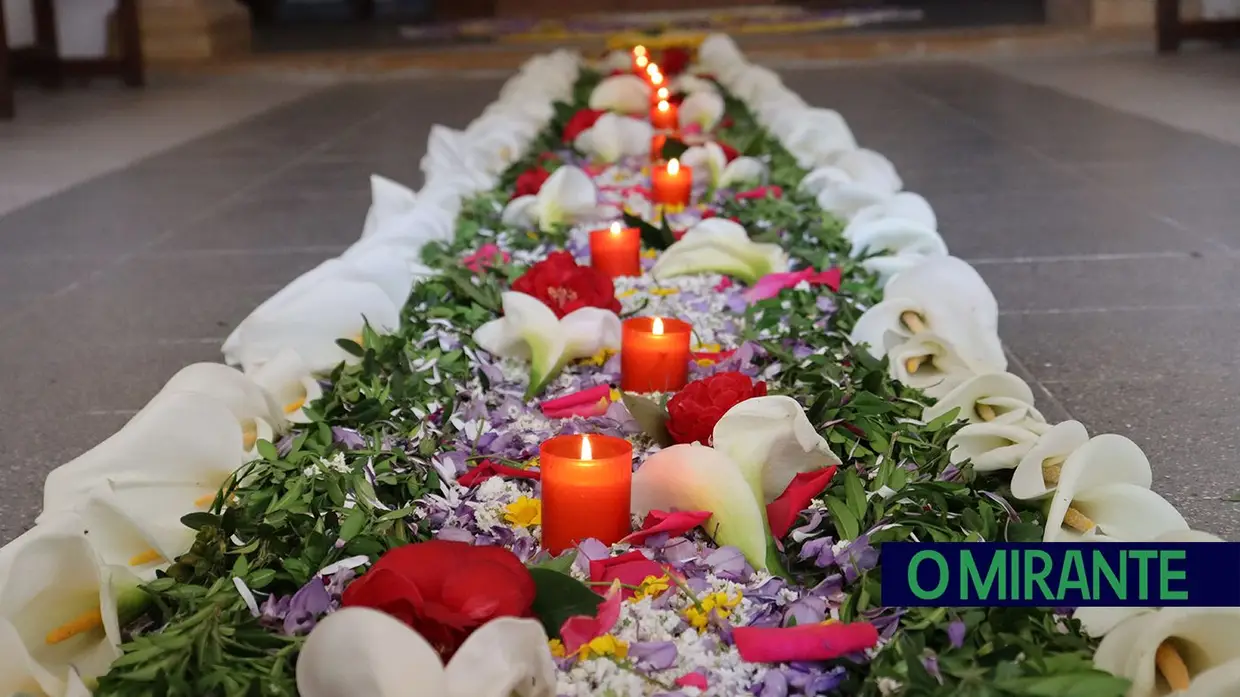 Igrejas e capelas do Sardoal decoradas para celebrar Semana Santa