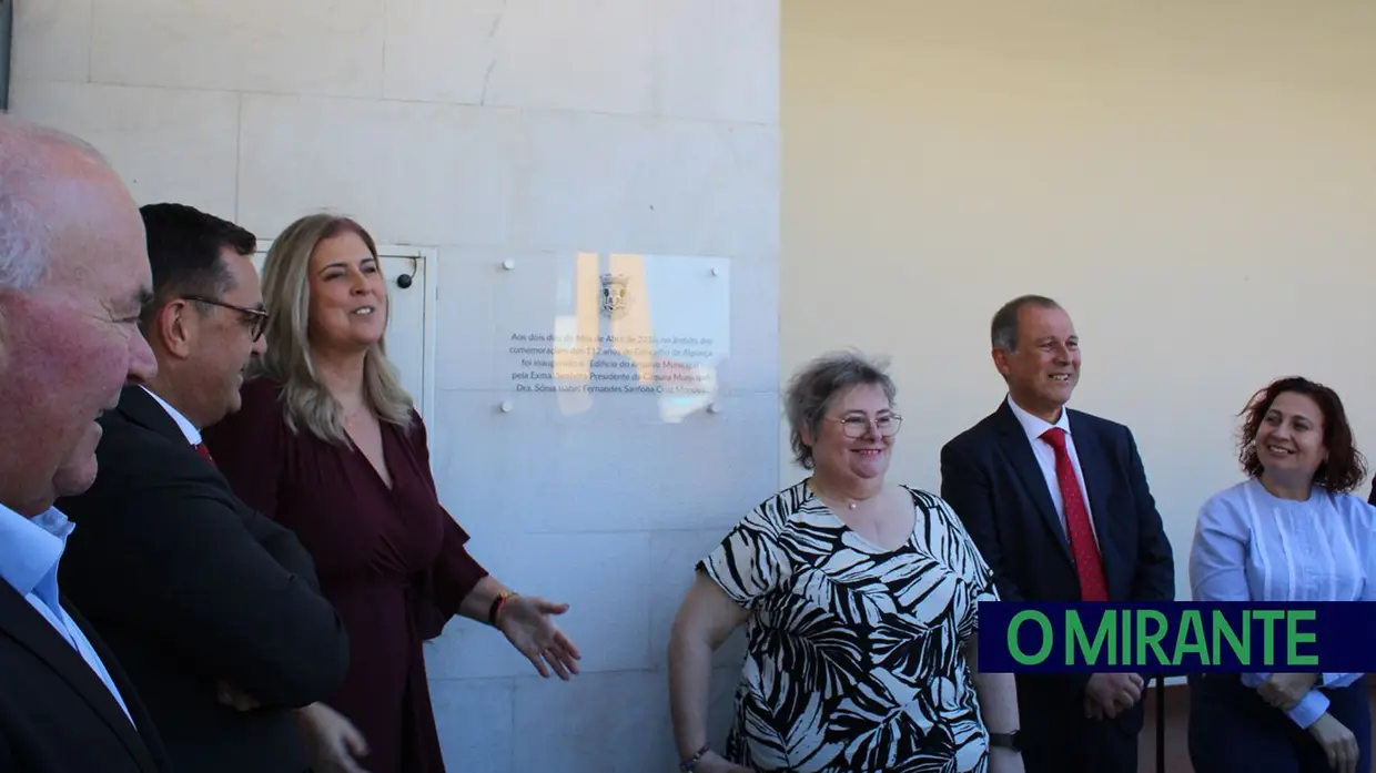 Alpiarça inaugura Arquivo Municipal e entrega medalhas no dia do concelho