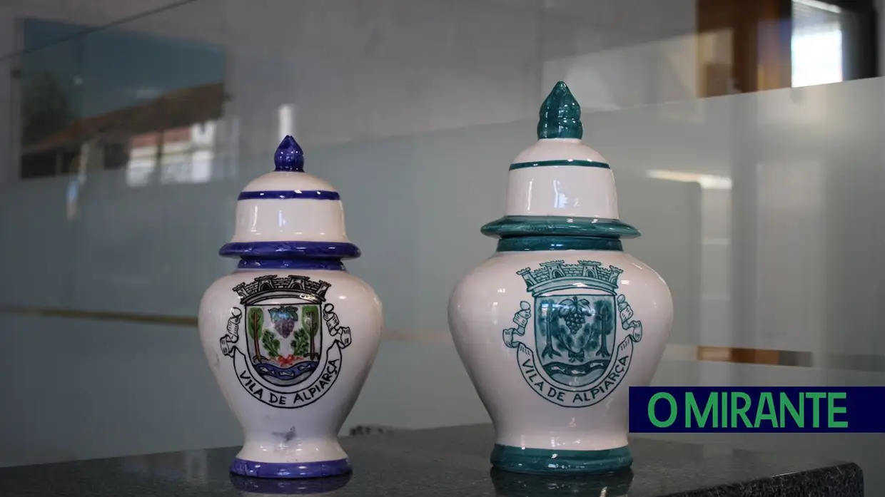 Alpiarça inaugura Arquivo Municipal e entrega medalhas no dia do concelho