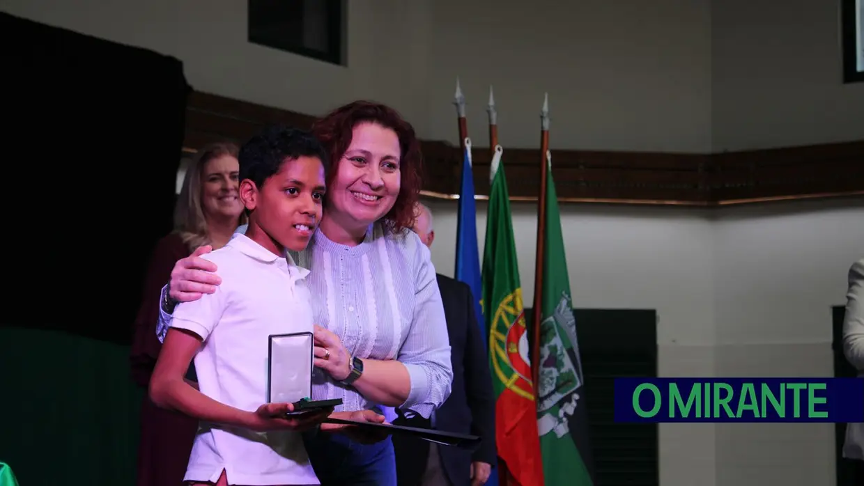 Alpiarça inaugura Arquivo Municipal e entrega medalhas no dia do concelho