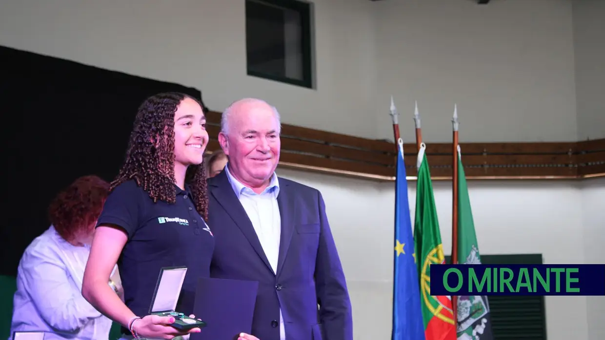 Alpiarça inaugura Arquivo Municipal e entrega medalhas no dia do concelho