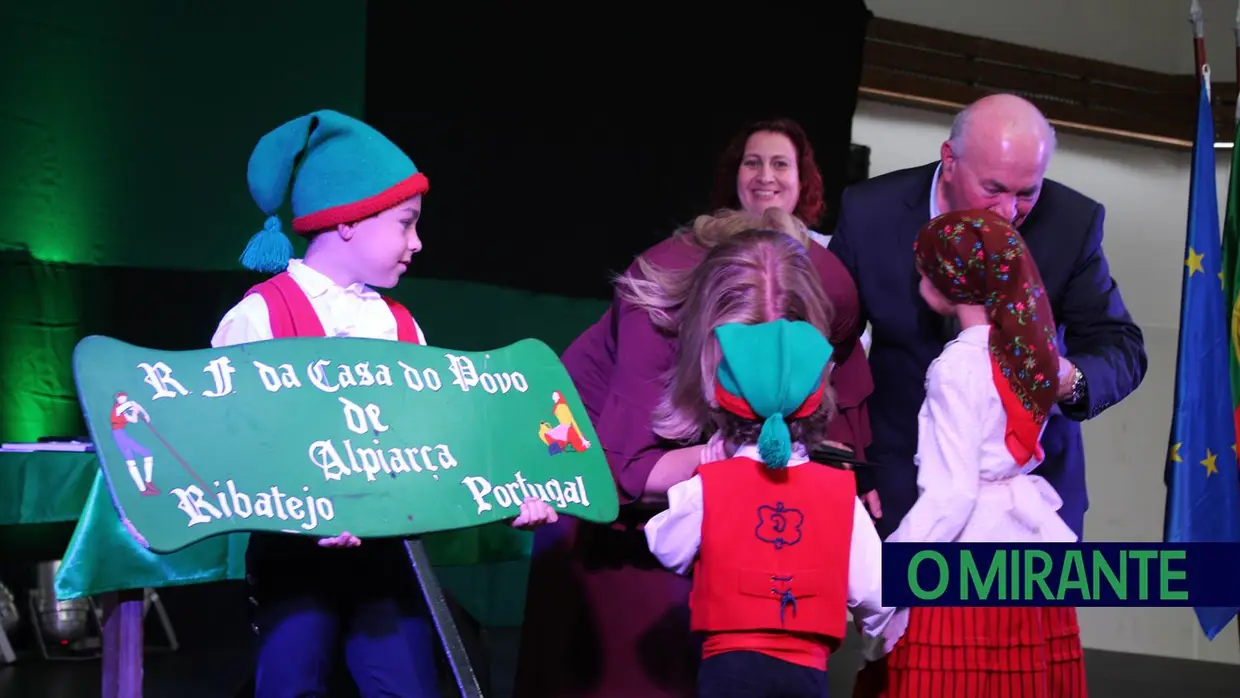 Alpiarça inaugura Arquivo Municipal e entrega medalhas no dia do concelho