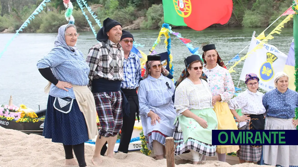 Tradição da bênção dos barcos cumpriu-se no feriado de Constância