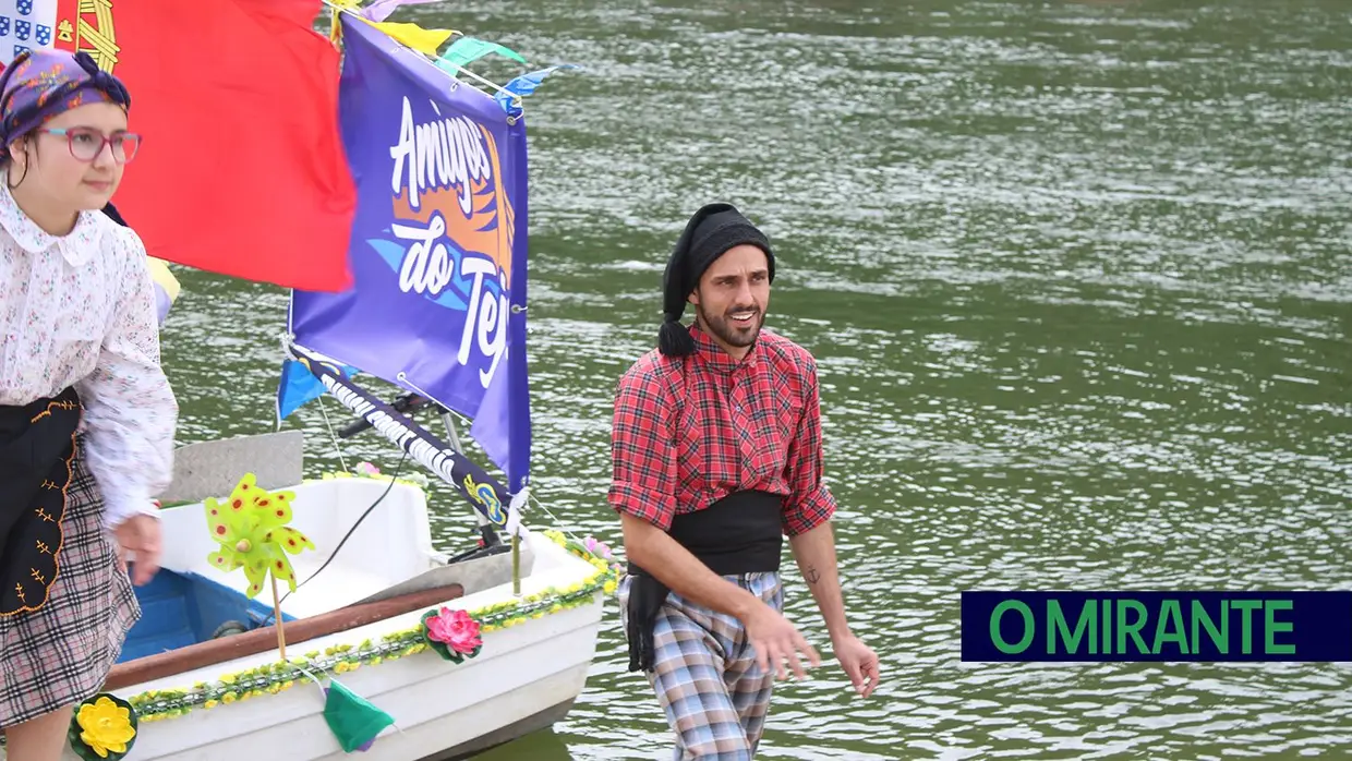 Tradição da bênção dos barcos cumpriu-se no feriado de Constância