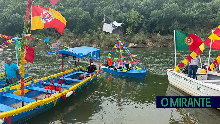 Tradição da bênção dos barcos cumpriu-se no feriado de Constância