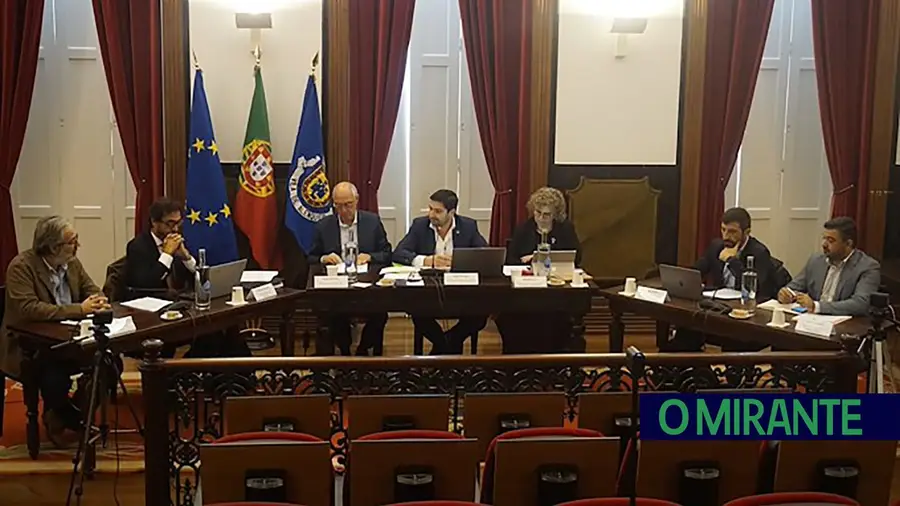 Câmara de Alenquer com um resultado positivo de 1,6 ME nas contas de 2025