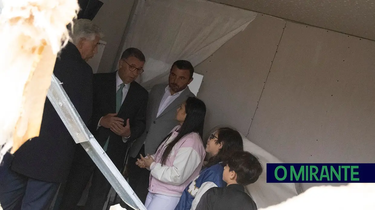 Presidente da República acompanha situação de famílias afectadas pelas tempestades em Ourém