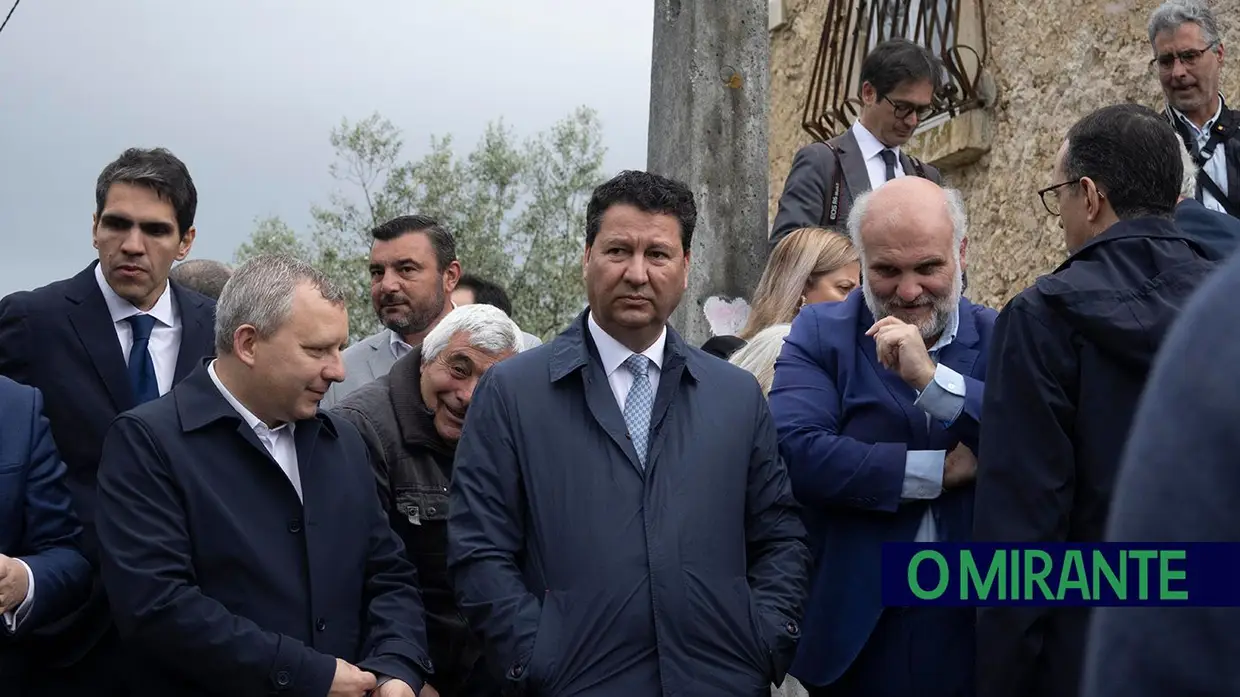 Presidente da República acompanha situação de famílias afectadas pelas tempestades em Ourém