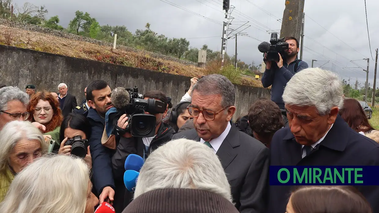 Presidente da República acompanha situação de famílias afectadas pelas tempestades em Ourém