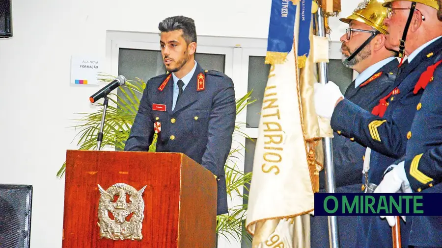 Novo comandante dos Bombeiros de Vila Franca de Xira promete competência e disciplina