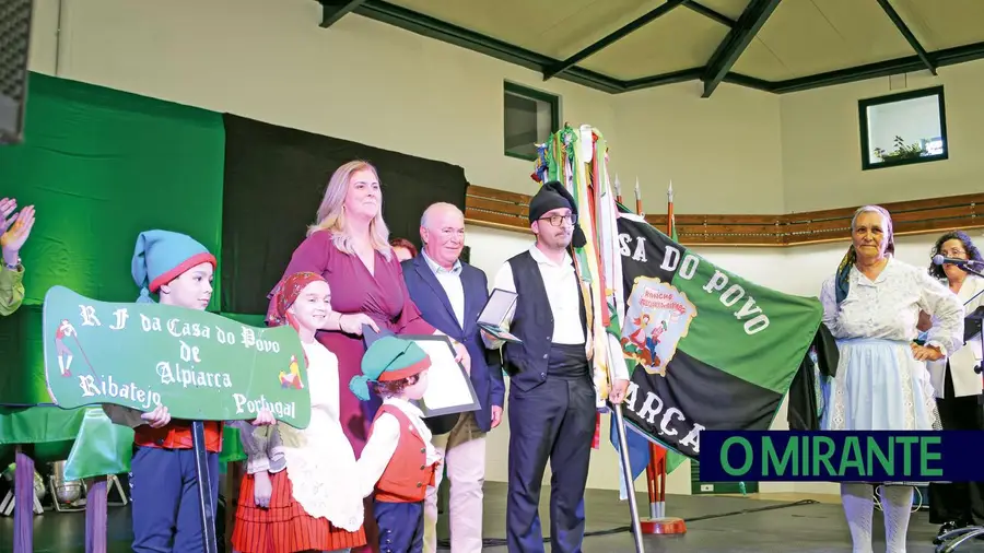 Alpiarça celebra 112 anos de elevação a concelho com entrega de medalhas municipais