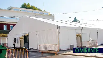 Venda da tenda do Mercado de Tomar não gera consenso