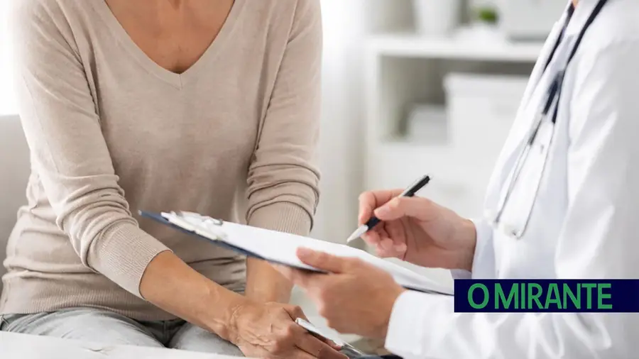 consuta medica mulher menopausa