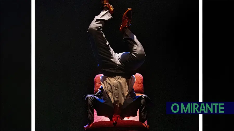 Peça “22 beijos” para ver sábado no Sardoal