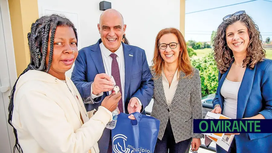 Golegã entrega seis casas reabilitadas e reforça aposta na habitação pública