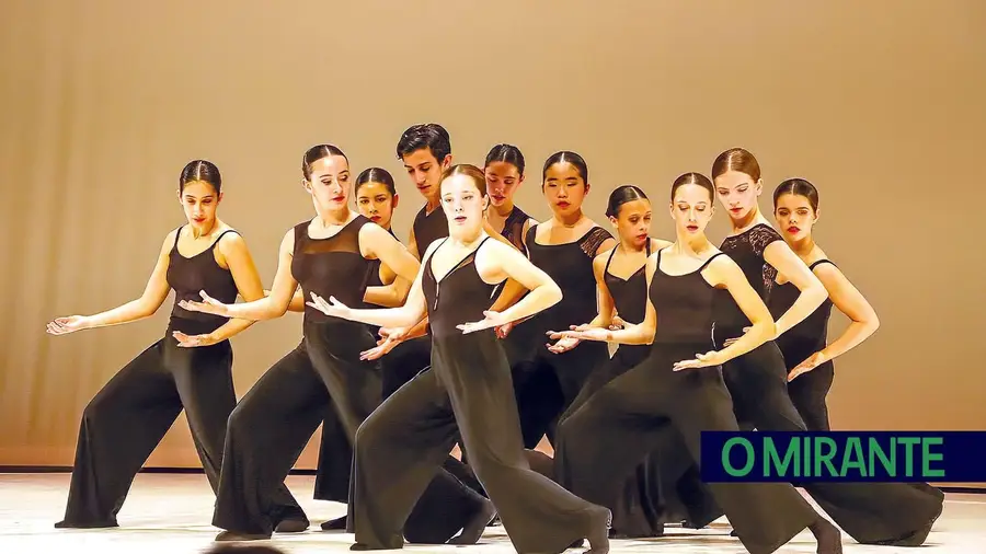 Ourém recebeu gala final do ADAGIO com palco cheio e olhos no futuro da dança
