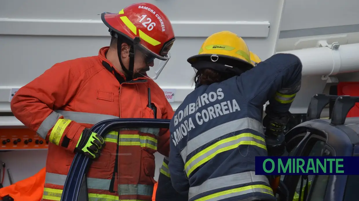 Exercício com matérias perigosas mobilizou meios de socorro em Samora Correia