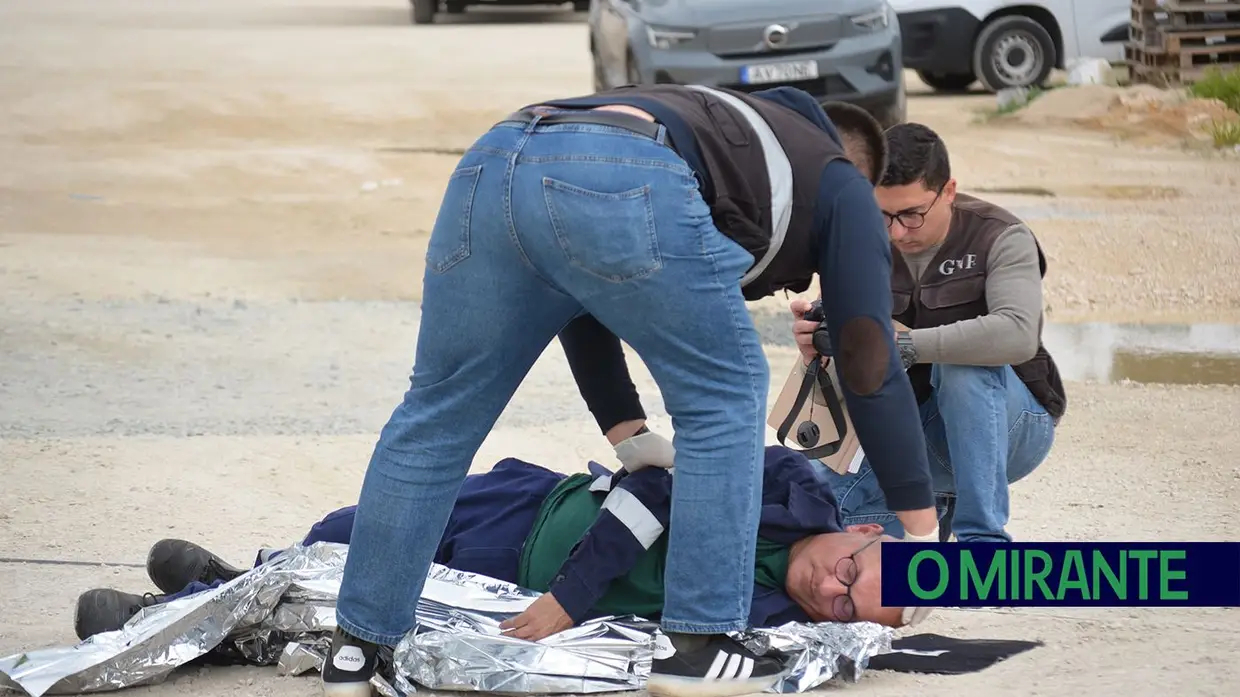 Exercício com matérias perigosas mobilizou meios de socorro em Samora Correia