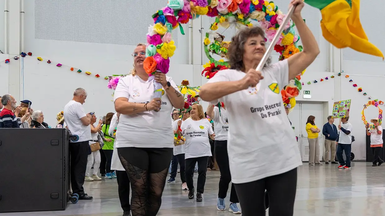 Festa da flor juntou mais de mil idosos em Vila Franca de Xira