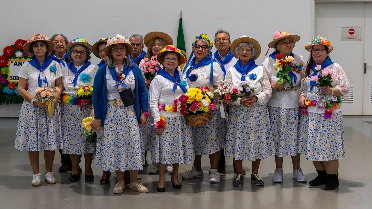 Festa da flor juntou mais de mil idosos em Vila Franca de Xira