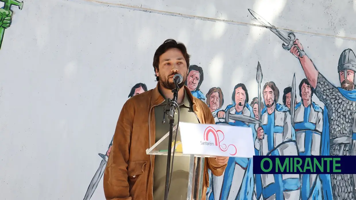 Santarém celebra identidade com novo mural no Jardim da República