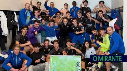 Académica de Santarém campeã distrital de juniores em futebol