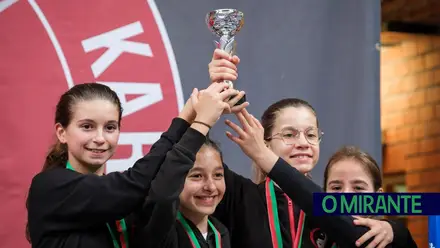 Atletas do clube karate Aveiras de Cima conquistam pódios no campeonato nacional