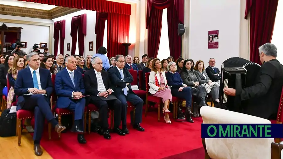 Colóquio da Relação de Évora dos 50 anos da Constituição alerta sobre limites ao poder político