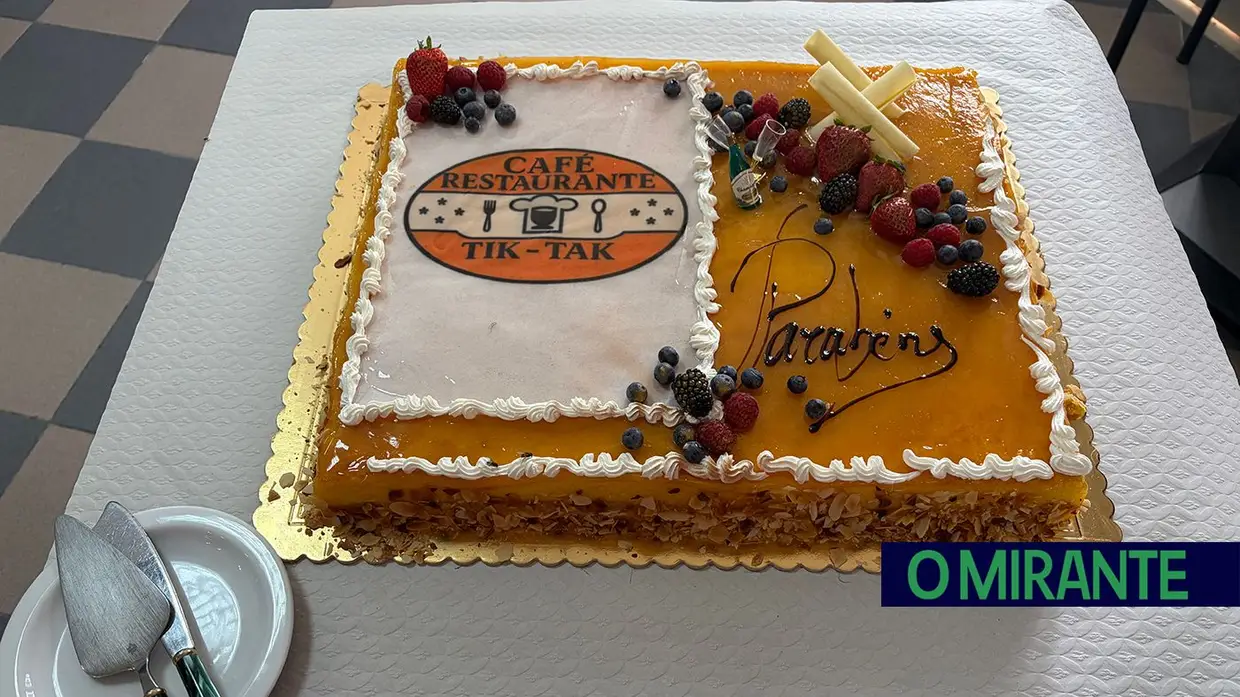 Café Restaurante Tik Tak no Tramagal já reabriu