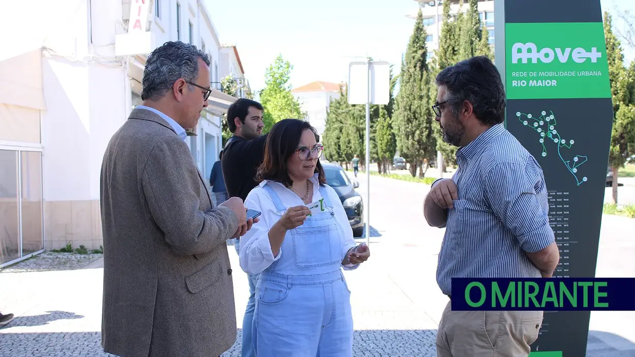 Mini-autocarro é aposta para melhorar a mobilidade em Rio Maior