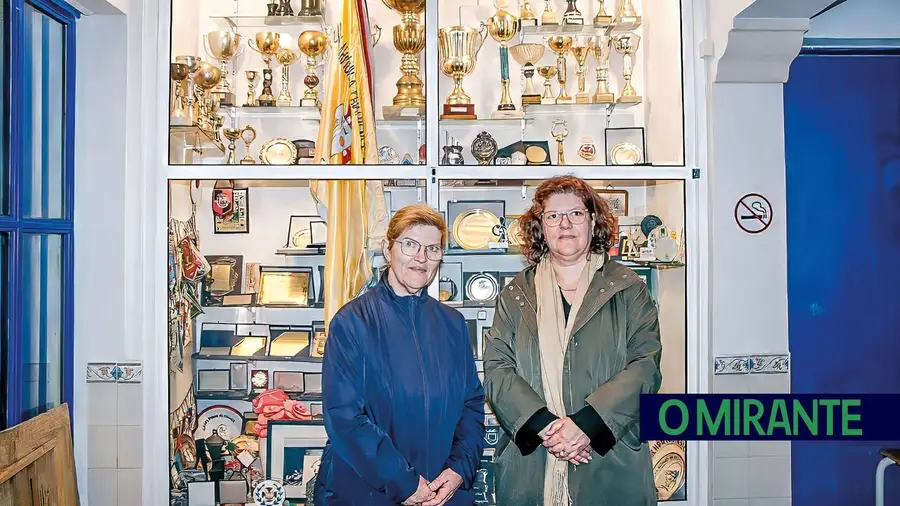 Filarmónica de Paialvo continua a ser a alma da aldeia e é liderada por duas irmãs