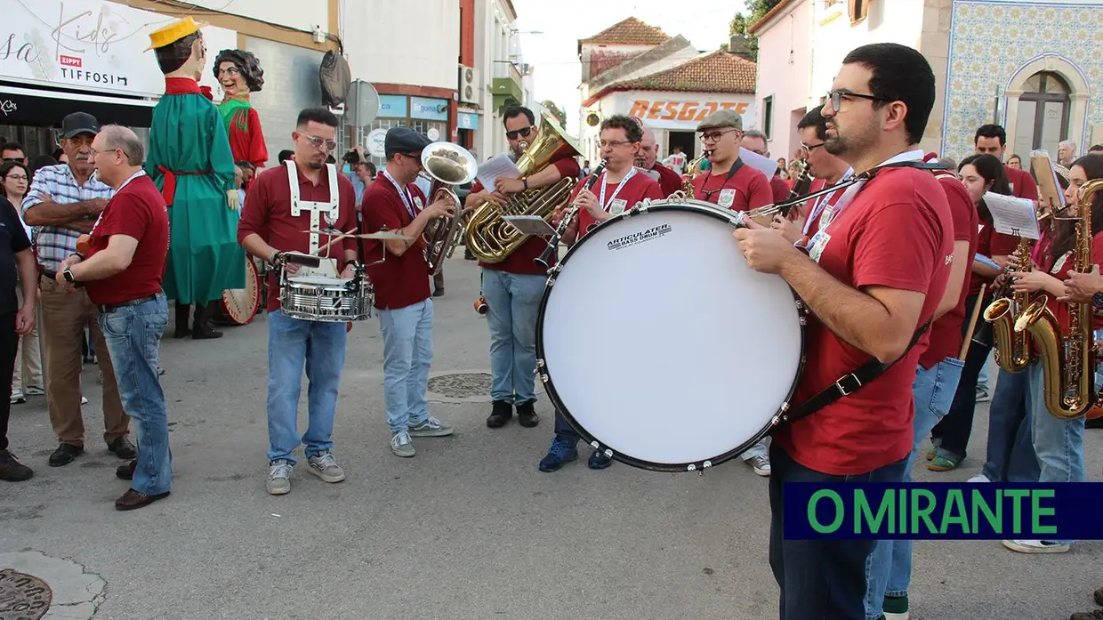 A Bandinha nasceu há 20 anos para dar ritmo à festa em Aveiras de Cima
