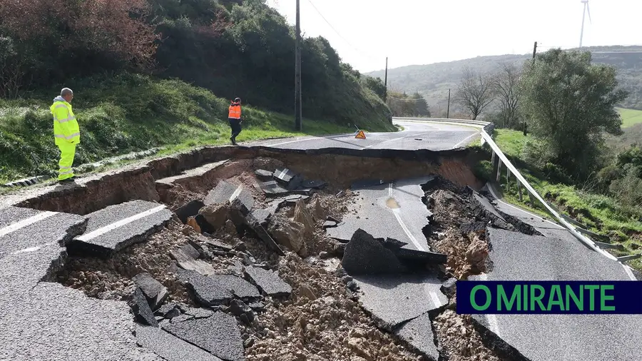 Arruda dos Vinhos aprova empréstimo de quase quatro milhões para reparar estradas