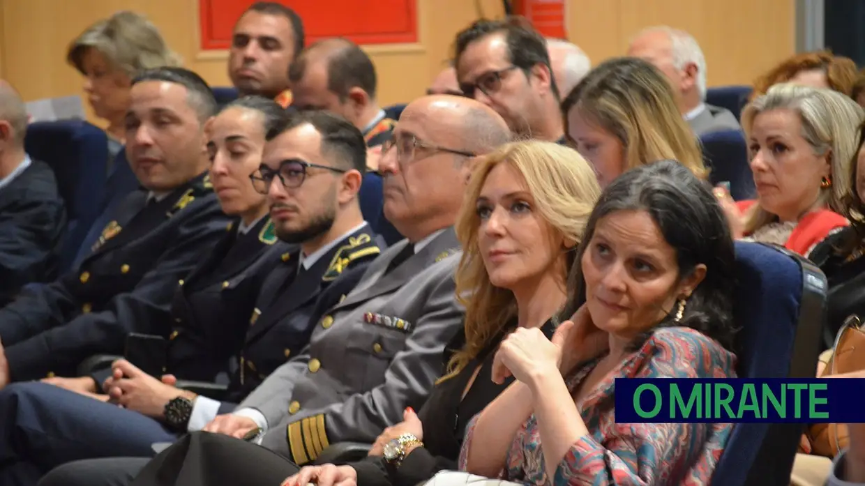 Benavente homenageou António José Ganhão com medalha de honra municipal no 25 de Abril