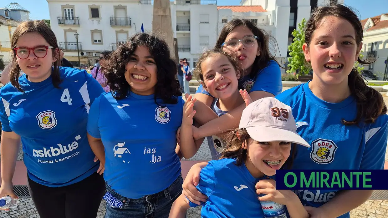 Benavente homenageou António José Ganhão com medalha de honra municipal no 25 de Abril