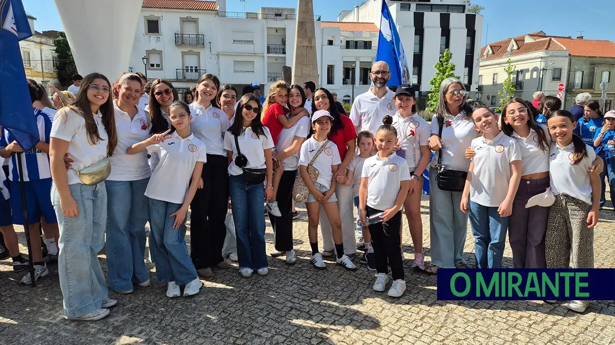 Benavente homenageou António José Ganhão com medalha de honra municipal no 25 de Abril